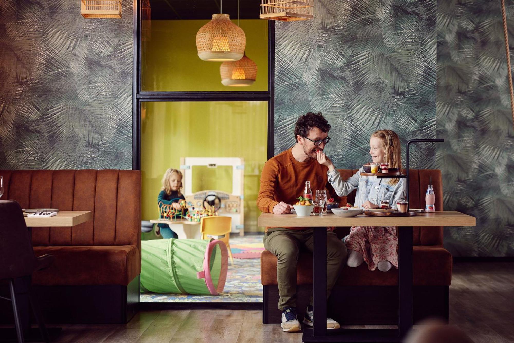 Van Der Valk Hotel Amersfoort-A1 Exteriör bild